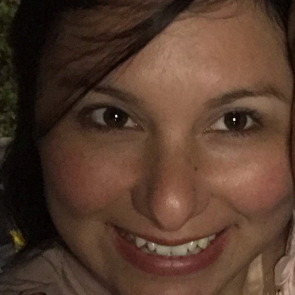 Meet your Posher, Gabriela